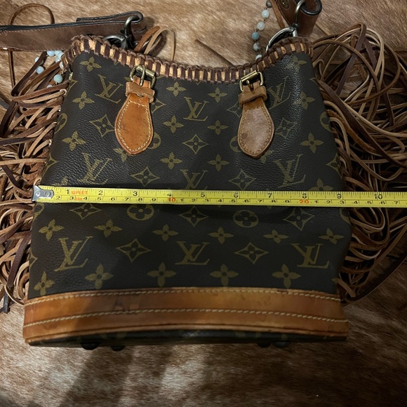 LV Revamped Bag - Picture 5 of 9
